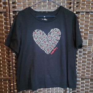 Stylish Black Heart Graphic Tee